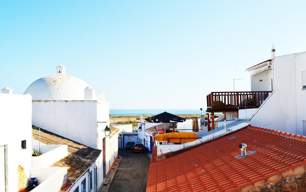 Ria Guest House Алвор Экстерьер фото
